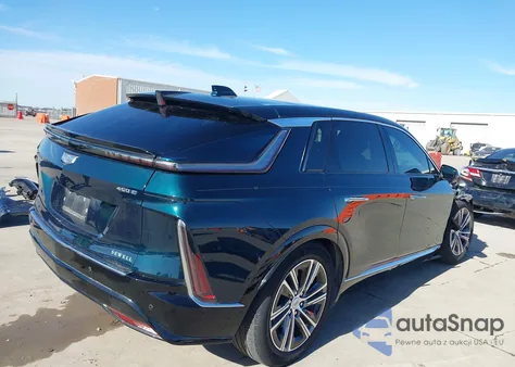 2024 Cadillac Lyriq Luxury W/1Sd z USA, uszkodzony, nr VIN 1GYKPRRK2RZ115425